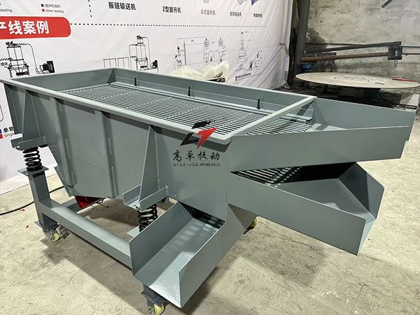 直线振动筛筛网破损的原因