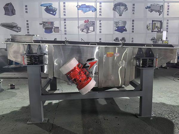 1535型脲荃胶直线筛正式发货：高能筛分，赋能生产新高度