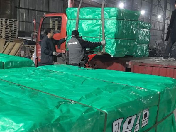 新乡智造闪耀北非——高卓振动1.2米超声波振动筛启程摩洛哥