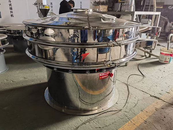 中药粉专用旋振筛的工作原理及特点